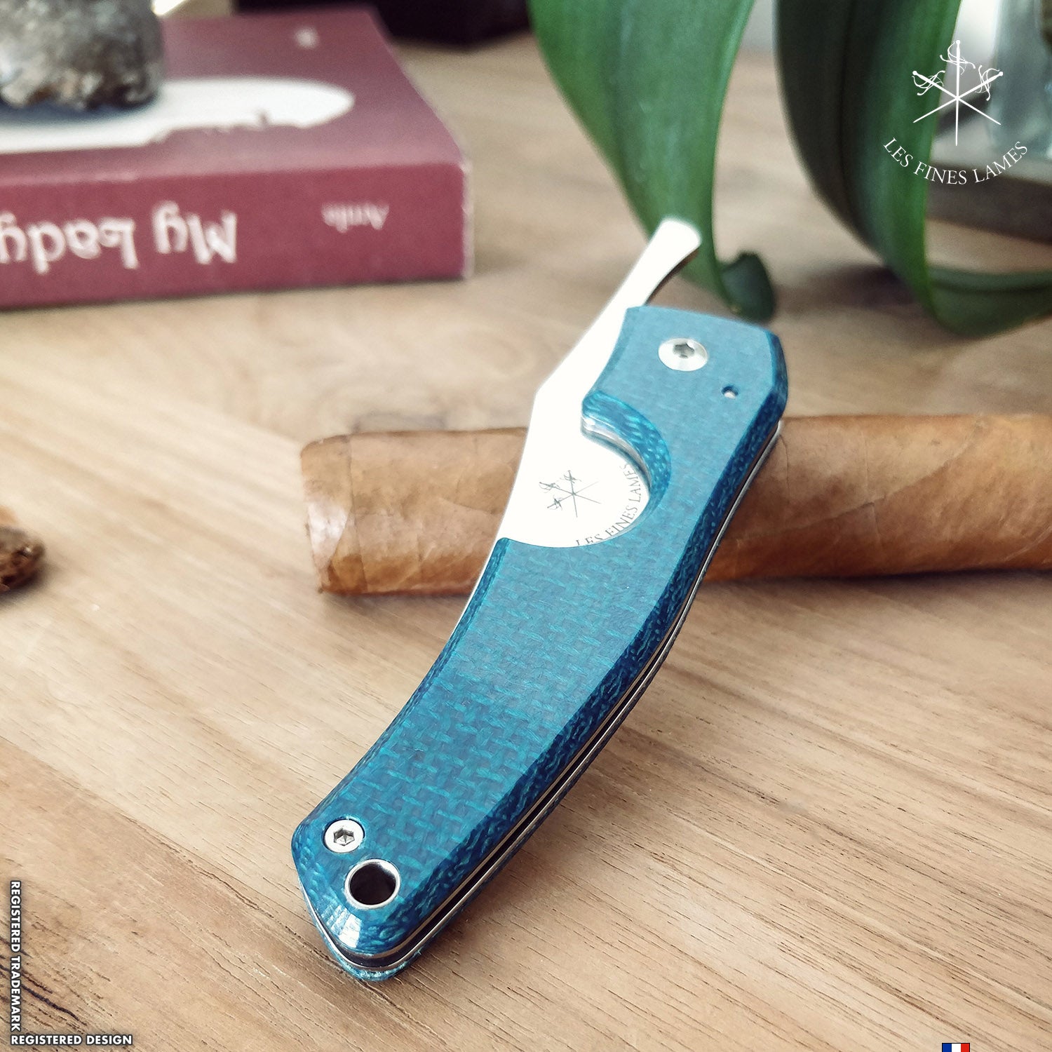 Le Petit - Blue Micarta | Les Fines Lames-Cutter-Cuban Ashes