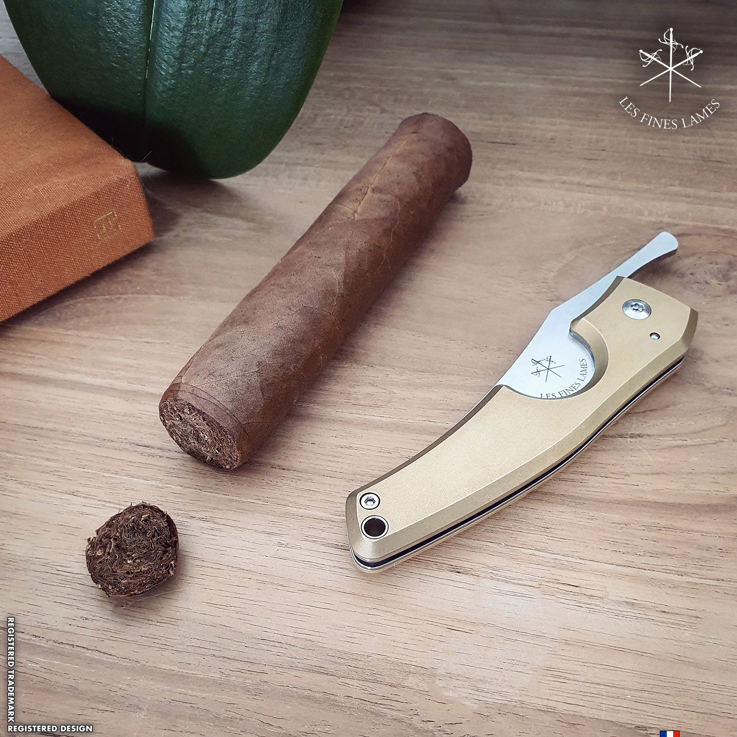 Le Petit - Compass - Cuba Brass | Les Fines Lames-Cutter-Cuban Ashes