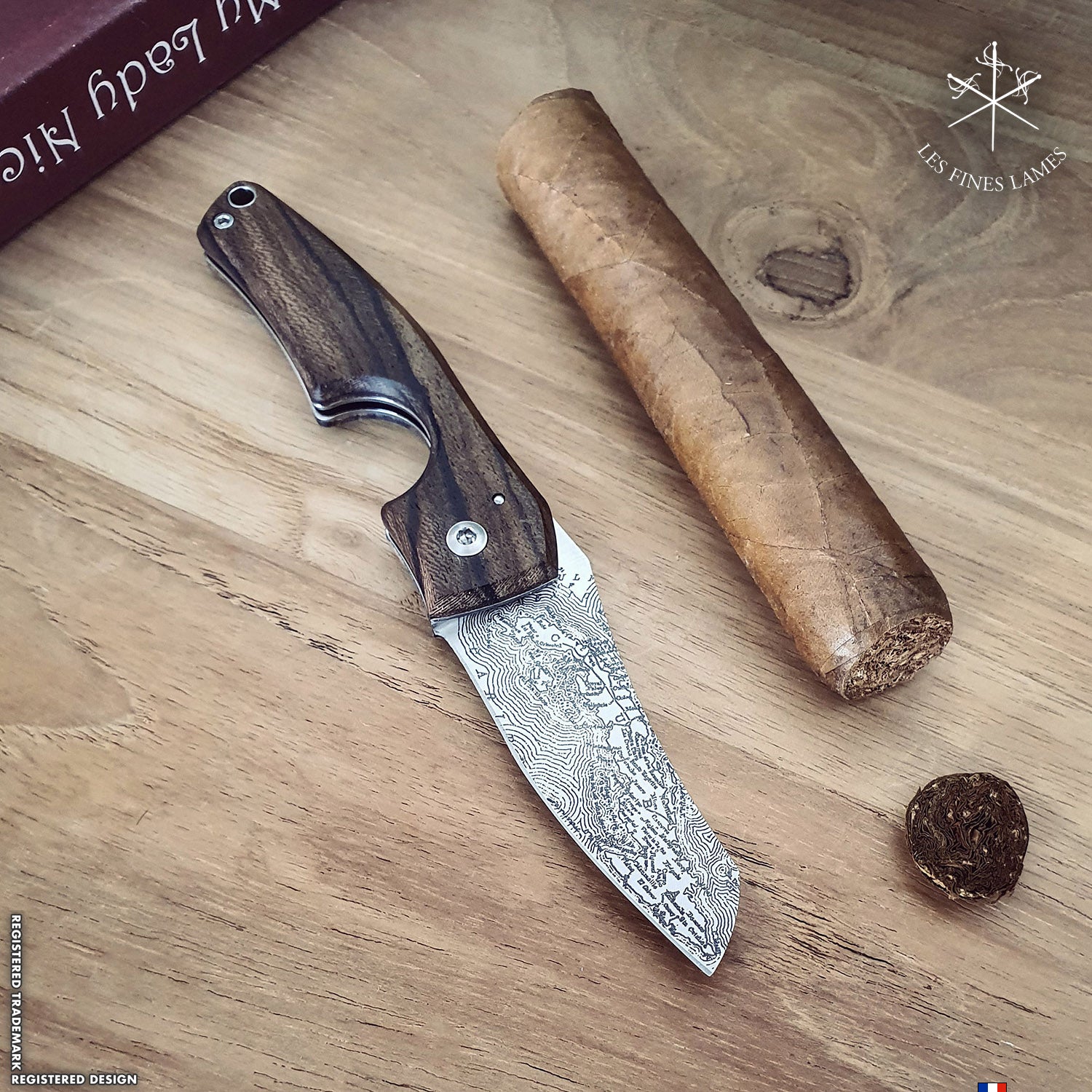 Le Petit - Compass - Cuba Ziricote | Les Fines Lames-Cutter-Cuban Ashes
