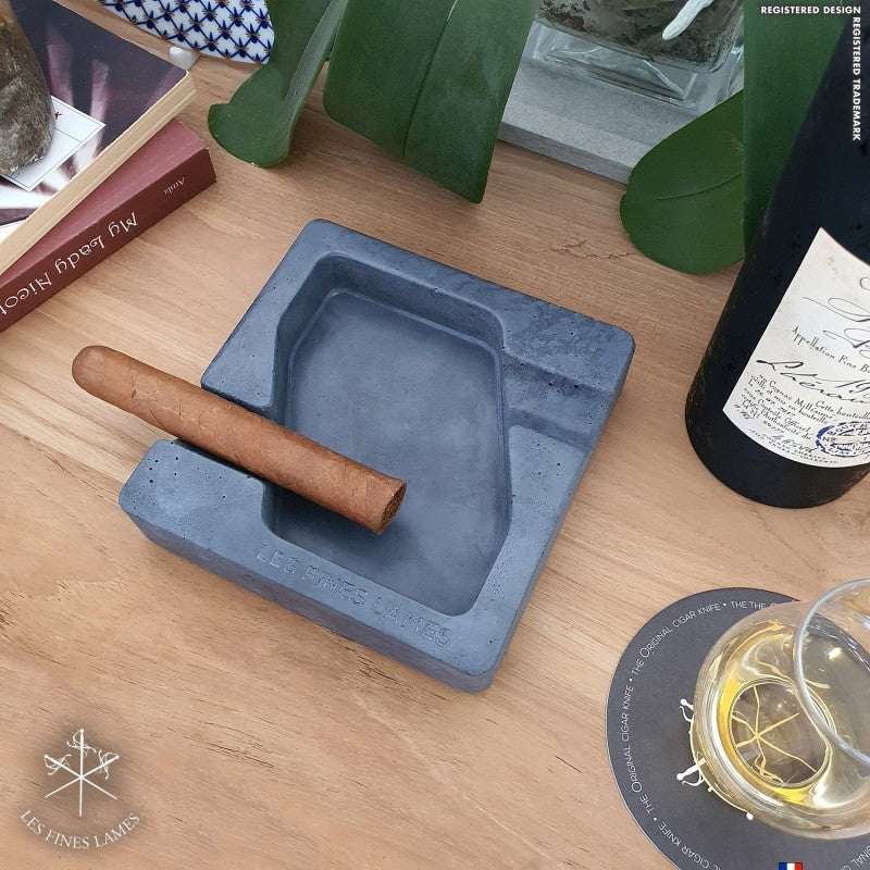 Dyad - Concrete Ashtray - Anthracite | Les Fines Lames - Cuban Ashes